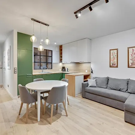 Comfort Wilcza アパート *